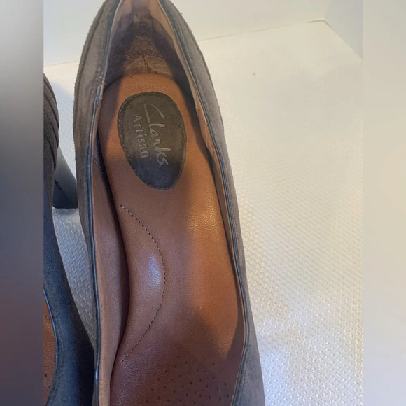 Clarks Artisan Society Ball Suede Pumps Taupe Women’s Size 8W (wide) - Picture 2 of 16